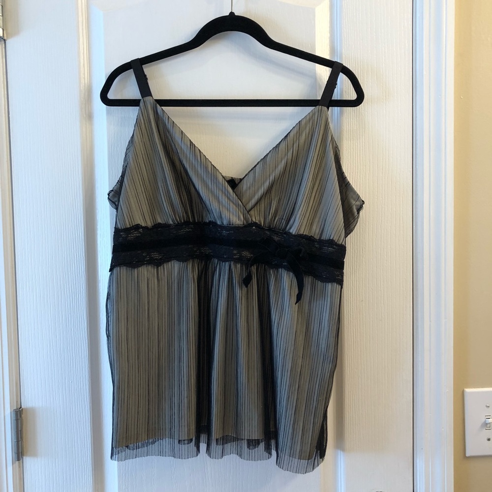 Torrid strappy top size 2!